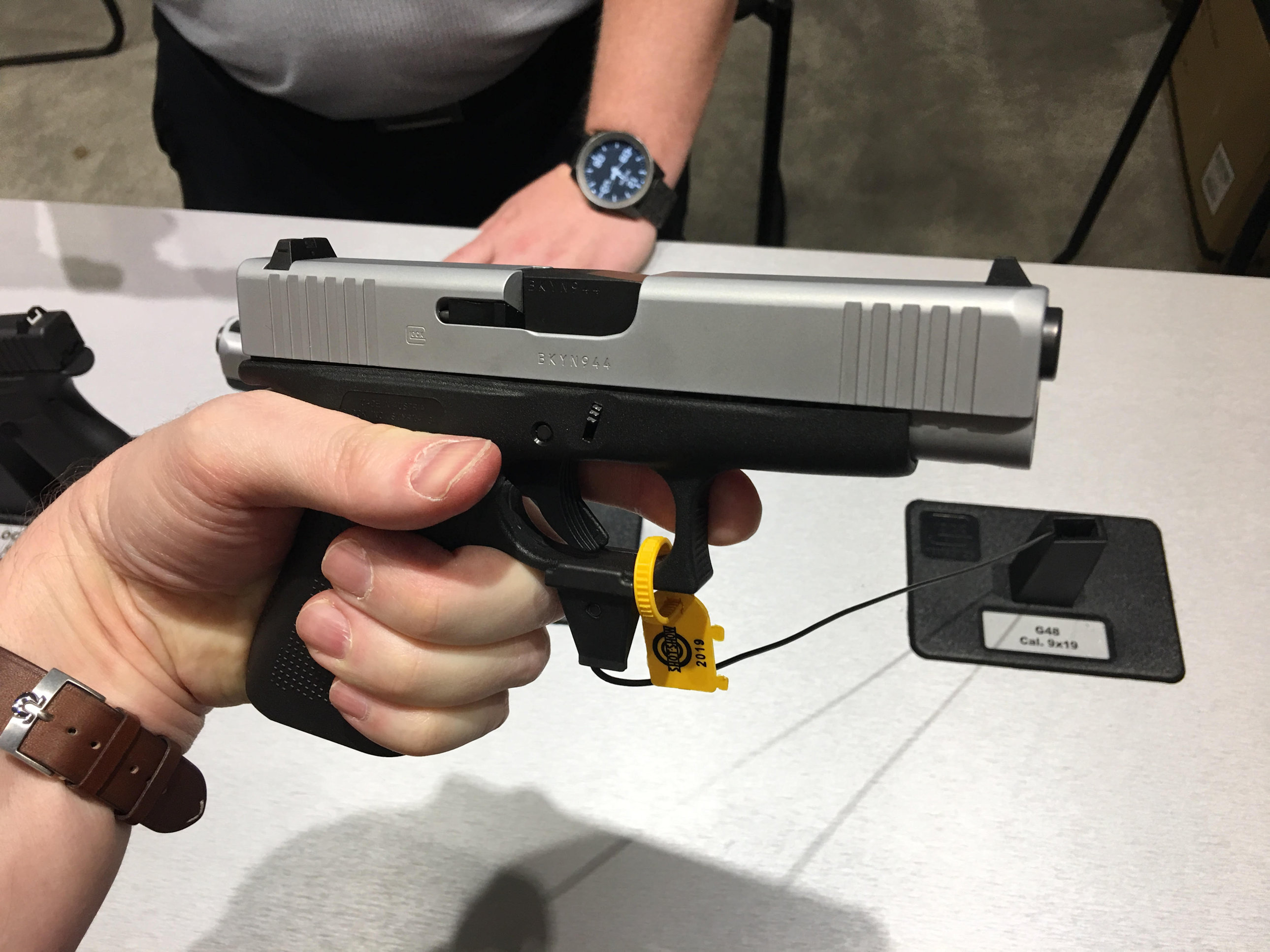glock-48-g48-simline-single-stack-compact-concealed-carry-ccw
